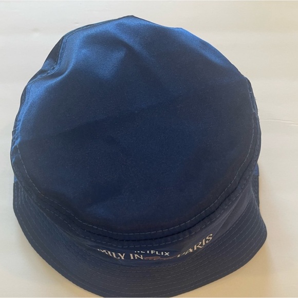 Netflix Emily In Paris Bucket Hat - Picture 2 of 7